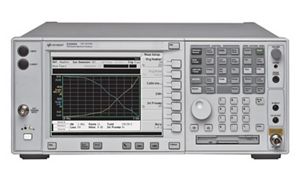 【シャオミ】E4440A PSAスペクトラム・アナライザ 3 Hz～26.5 GHz オプションあり 　Agilent／アジレント その他