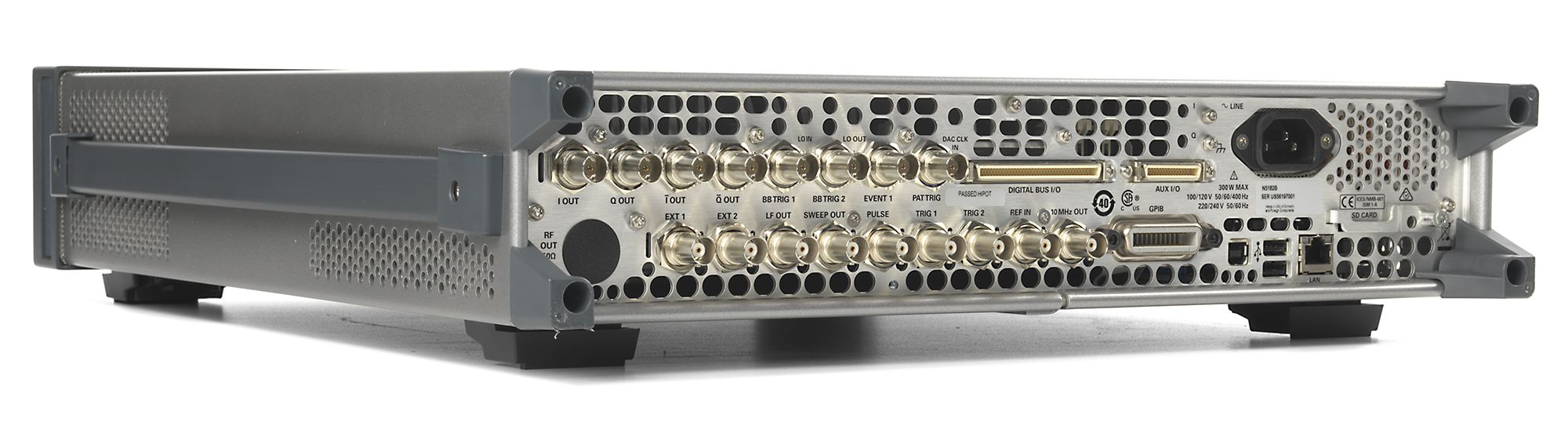 MXG X-Series RF Vector Signal Generator Keysight Premium Used N5182B - Stock Image 3