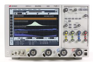 DSAX93204A Infiniium High-Performance Oscilloscope: 33 GHz