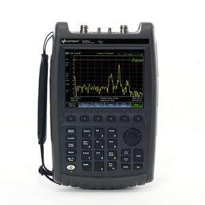N9915A FieldFox Handheld Microwave Analyzer, 9 GHz