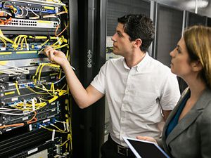 高速数字系统设计确保数据中心连通性