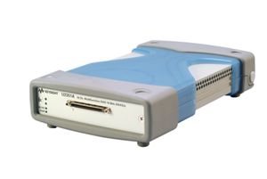 U2351A USBモジュラーデータ収集制御、16チャネル、アナログ出力、250 KS/s